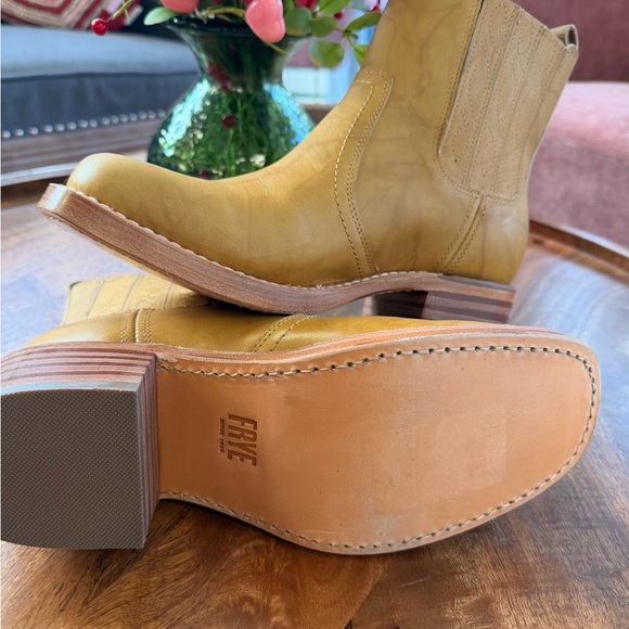 FRYE Campus Chelsea sand Tan Leather Ankle Boots - Picture 6 of 12